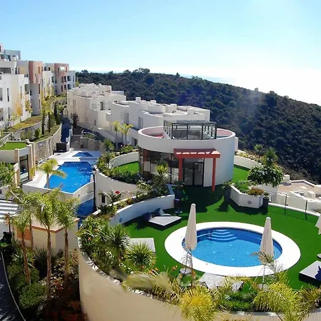 Resort, Samara By Houselogy Μαρμπέλλα
