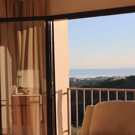 Διαμέρισμα Resort, Samara By Houselogy *